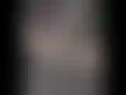 - Vidéo de masturbation en solo - regarde-moi m'amuser sur mon canapé... Nakeyness, doigté, mon jouet préféré et le vôtre jouit vraiment !