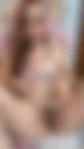 Play With My Pussy Tonight