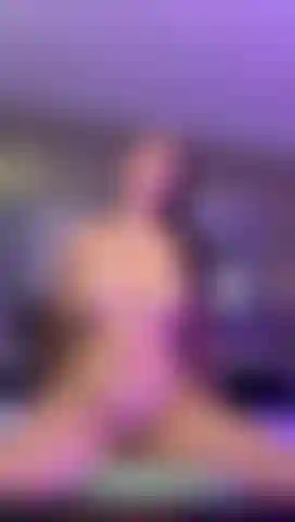 My thighs are not just for looking at... they are for catching you and not letting you escape. Today you can live the fantasy of being trapped between them.