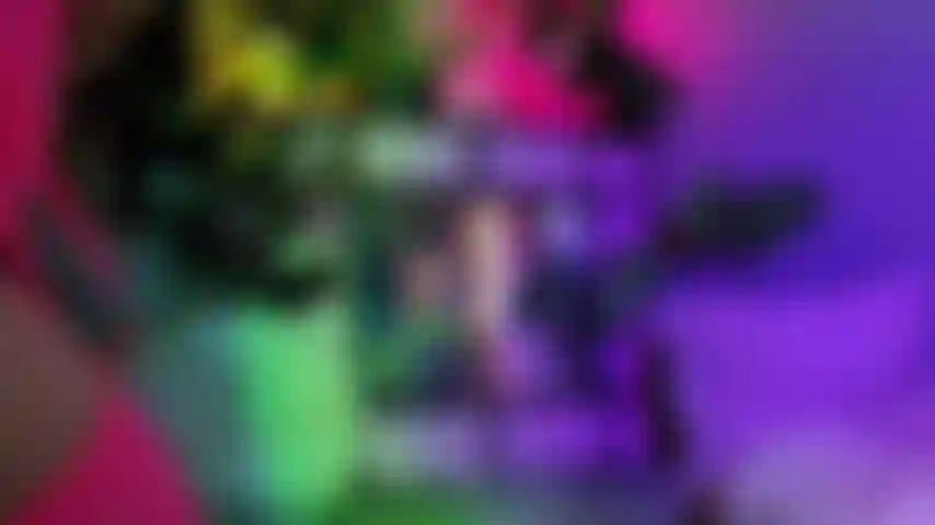 Neon dreams - strip-tease érotique.