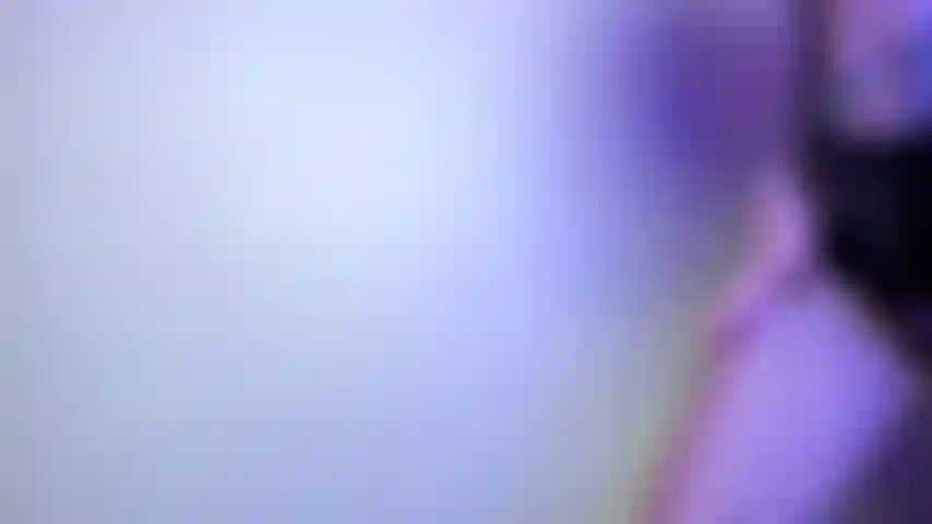 Des filets de pêche et des culottes sans entrejambe.