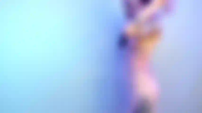 Verrouillée et verrouillée par la déesse.