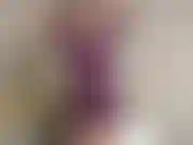 Je pense que c'est une vidéo d'excitation anale. Je ne sais pas, je suis trop paresseuse et fatiguée pour la modifier ou la regarder. Mais mon mari l'a regardée et a dit que c'était chaud et il m'a baisée fort après, alors \_()_/ (mise à jour : c'est une excitation et un déni).