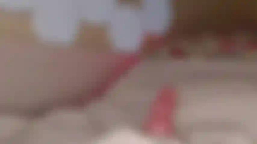 Une cowgirl inversée chevauchant mon gode.