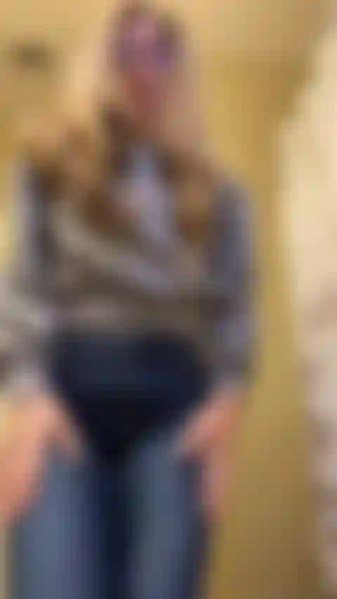 Un jean baissé d'un doigté rapide.