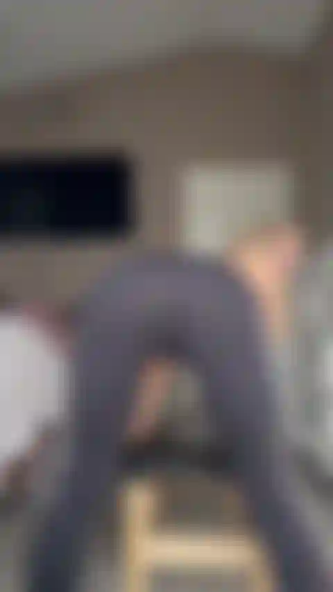 Les leggings s'étirent.