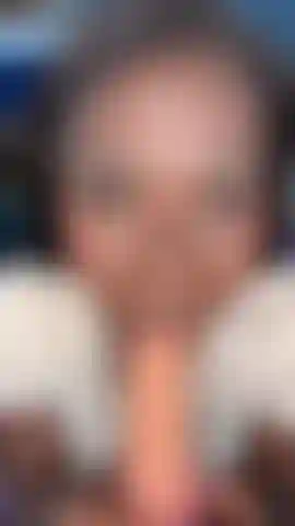 Fellation pov en caméra rapprochée.