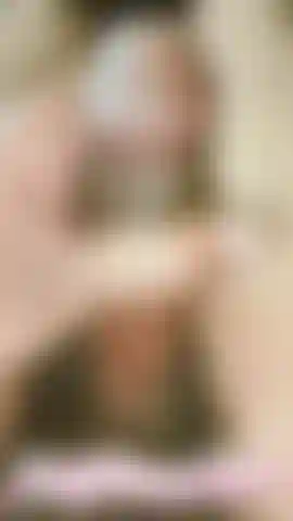 Huile sur une grosse bite et masturbation intense 🔥.