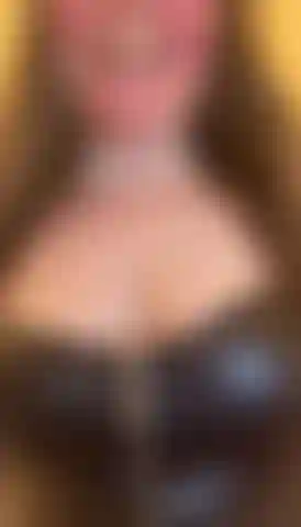 Teasing you with my Corset Zipper, my big tits jiggle