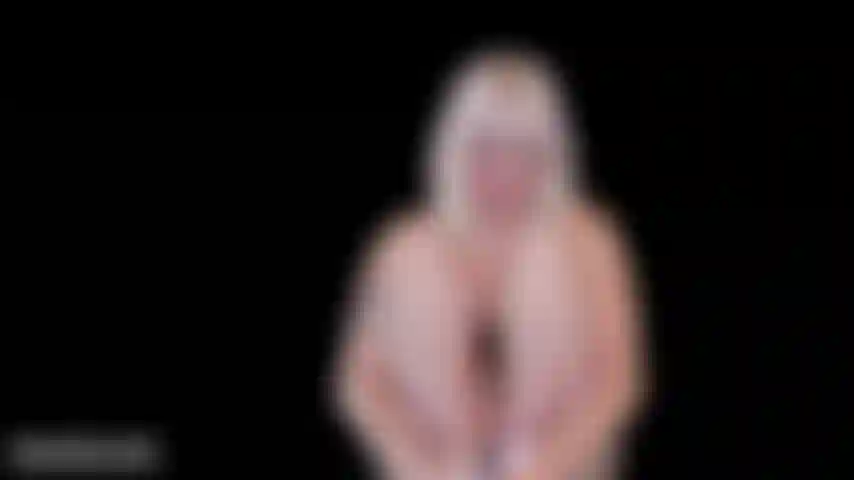 Adore les chaussettes blanches.