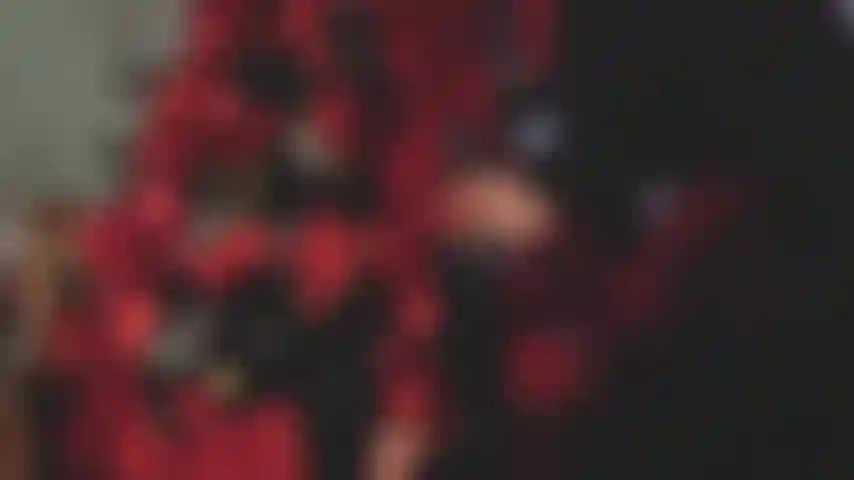 Puis-je m'asseoir sur tes genoux et te dire ce que je veux cette année ?