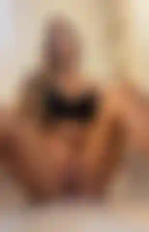 Je baise et je gicle la chatte ! Tu sais que je vais être en désordre quand je serai dans la baignoire (;.