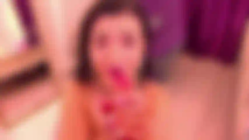 La meilleure pipe que vous puissiez apprécier avec la coquine étudiante bella.