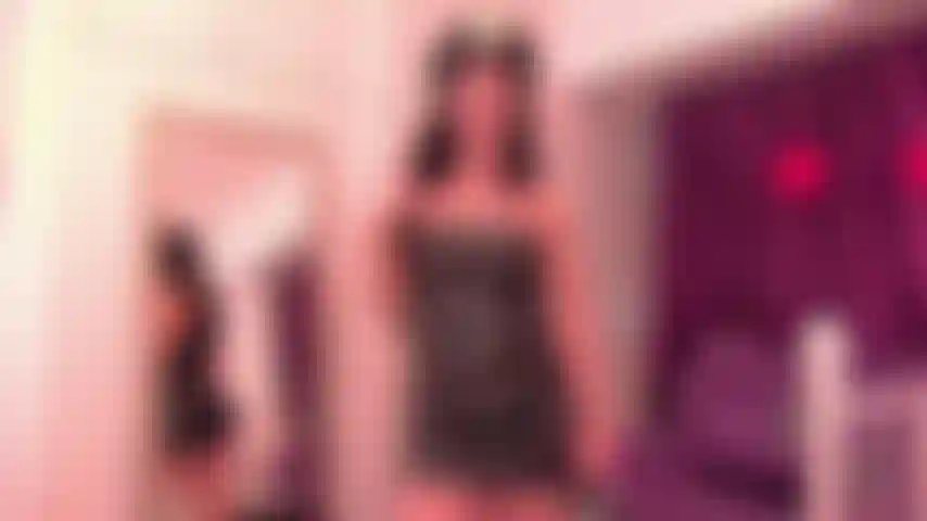 Jeu de rôle : femme policière ! Mange ma chatte et je te laisse partir !