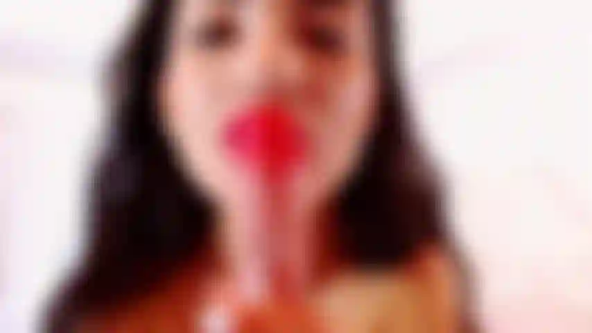 Plaisir de te sucer la bite ! Corps chaud bronzé...