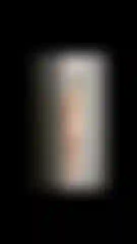 Le demi-frère de bella la regarde sous la douche !!