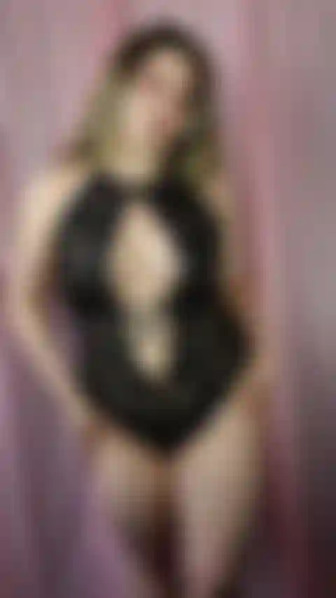 La toute première danse taquine de bella.