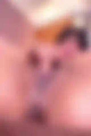 SQUIRT AND ASSHOLE KISS