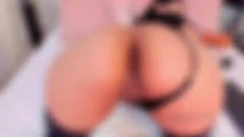 As-tu vu une grosse bite entrer dans mon cul serré ?