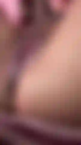 Watch me rub my pussy uwu