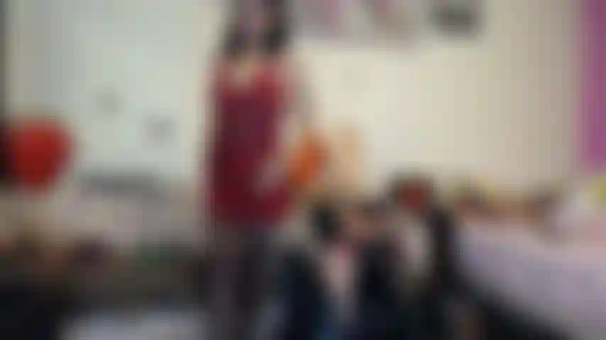 Robe rouge pour tony.