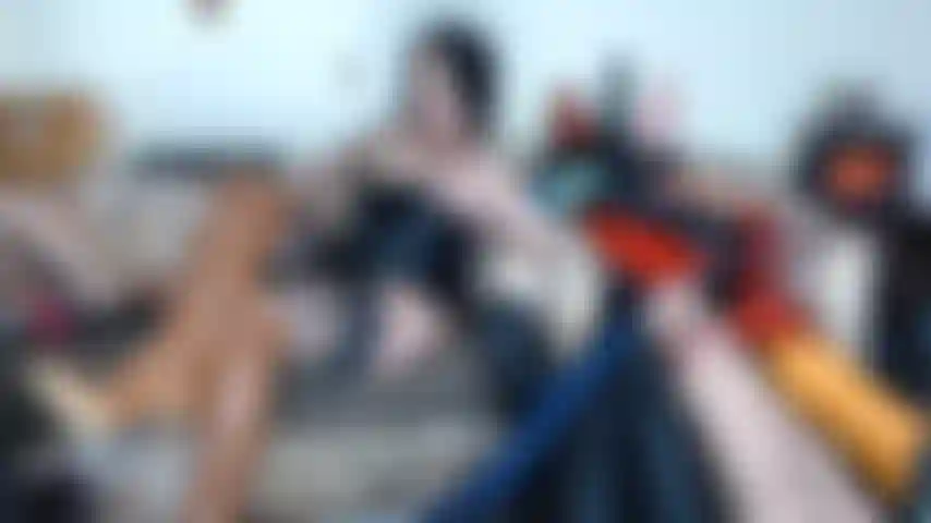 Des bottes et du sperme.