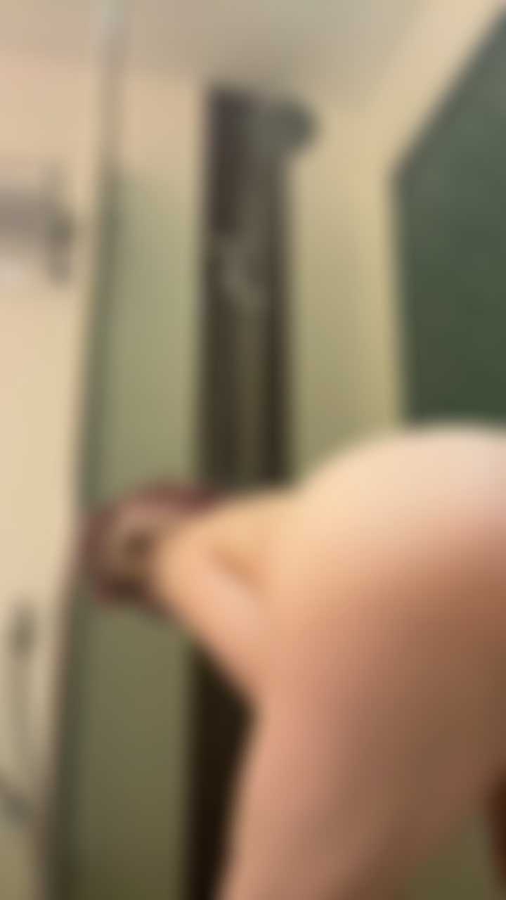 Je twerk sous la douche / moitié du corps.