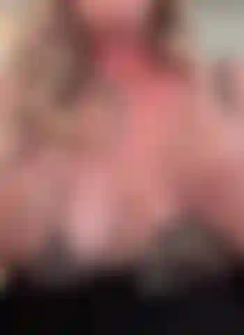 Oily tit wank with my realistic new dildo toy...very slippery