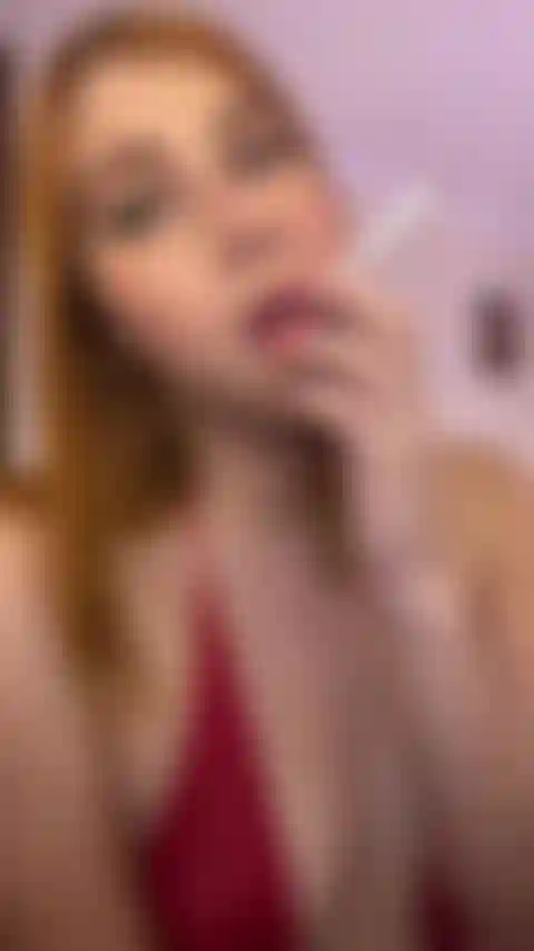 Profitant d'une cigarette.