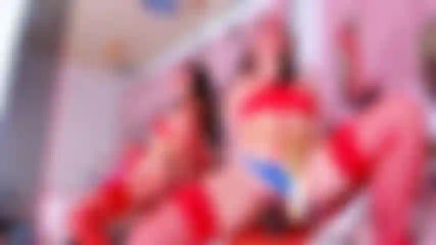 J'aime chevaucher ta délicieuse bite et avoir ton lait juste pour moi.