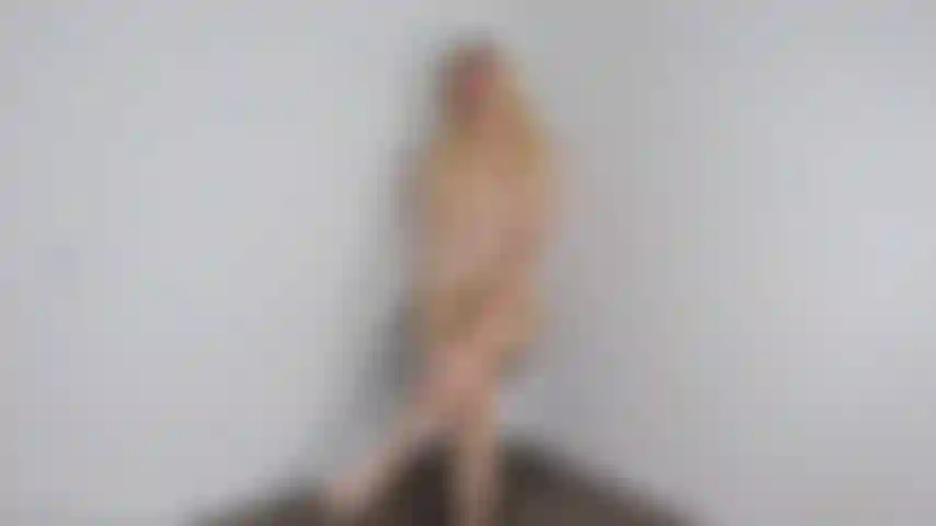 V447 foot job jeu de rôle et bavardage.