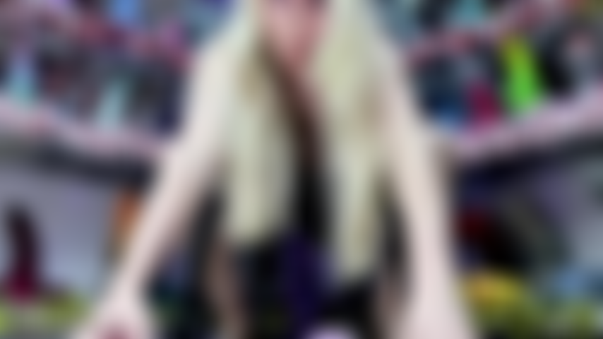 V652 creampied par un grand votan de dragon maléfique.