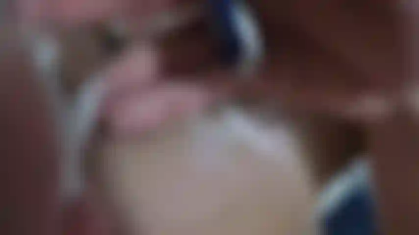 Rasant ma bite et mes couilles - partie 2.