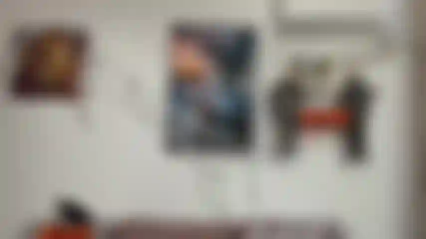 Nu, en train de me montrer, l'une des nuits précédant halloween.