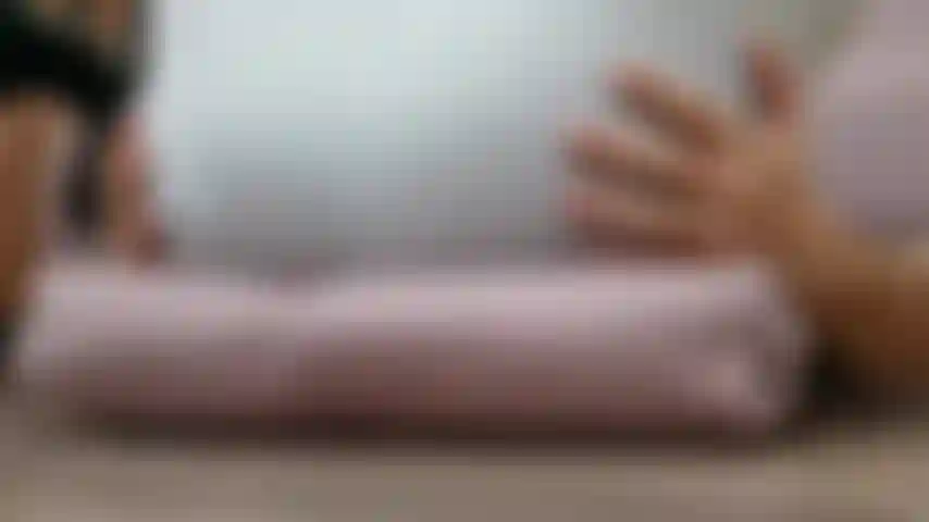 Forçant mon pédé à adorer mon cul.