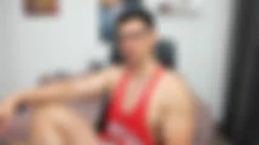 Je viens d'apprendre que le frère de mon meilleur ami a gagné à la loterie. Devinez à qui il se fait botter le cul en ce moment ?