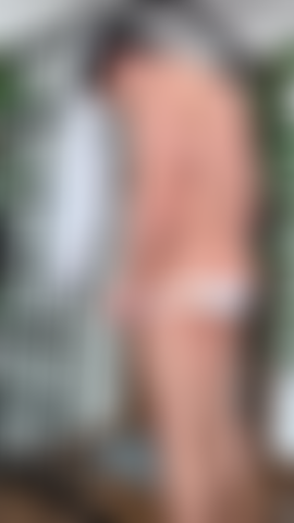 Une douche bien méritée après quelques travaux dans la cour.