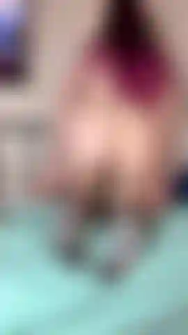 Une cowgirl inversée qui twerk sur mon gode.