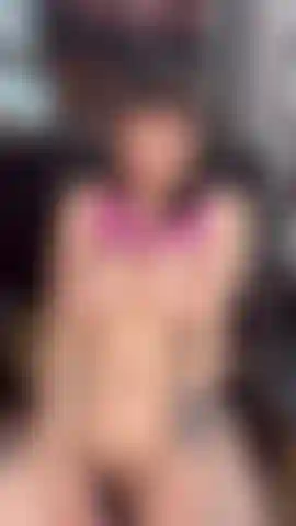 Vibrateur suceur de clitoris.