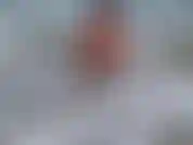 Coquine .. Coquine .. Gros seins humides rebondissants.