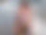 Des vêtements mouillés ... Totalement mouillée .. Tellement excitée.