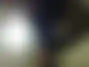 Je me doigte dans la salle de bain de mon mécanicien.