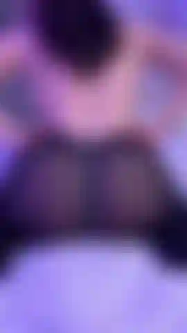 Je me fais doigter le cul pour la première fois depuis 10 ans !!!!!