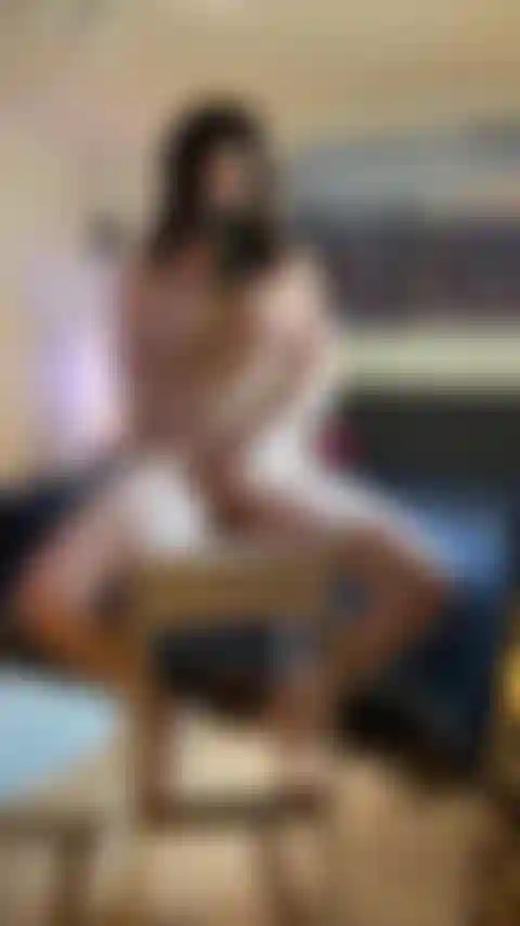 Je me doigte devant le miroir.