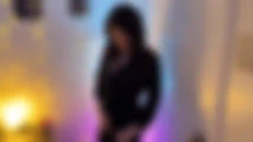 Je taquine la caméra.