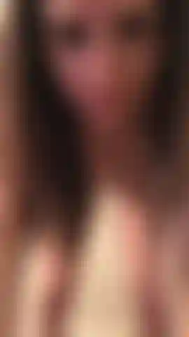 Juste un petit clip de moi en train de me baiser contre le mur.