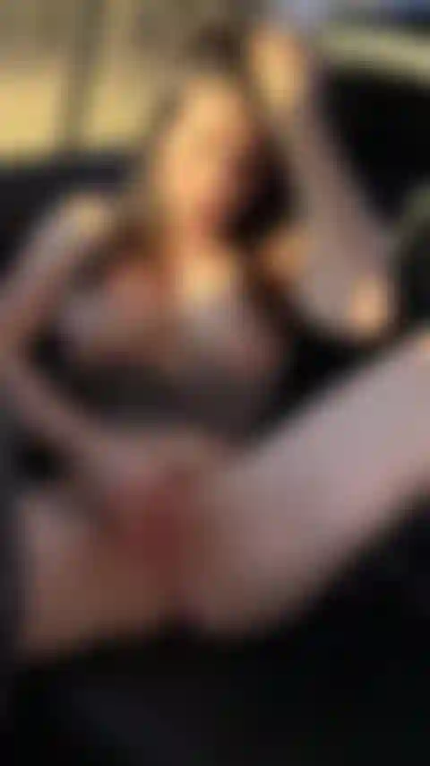 Mais j'étais tellement excitée que je devais trouver un endroit pour finir.