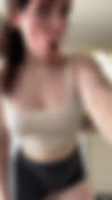 Tu aimes les seins en sueur ?