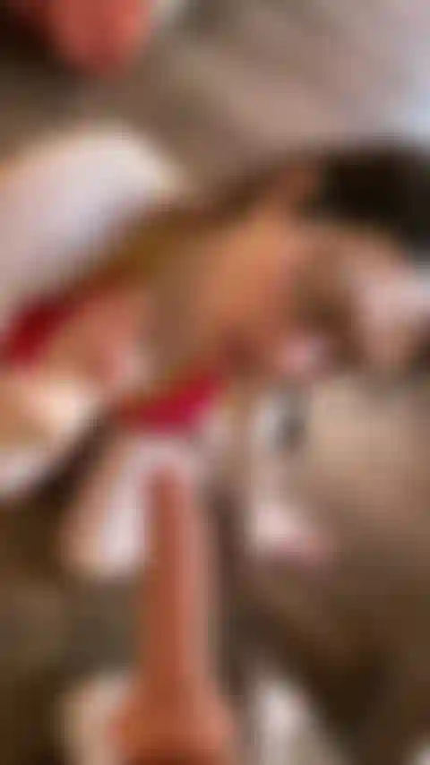 Pov bj avec un contact visuel et des propos grossiers.