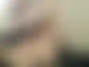 Je fourre ma culotte dans ma chatte et je jouis dessus.